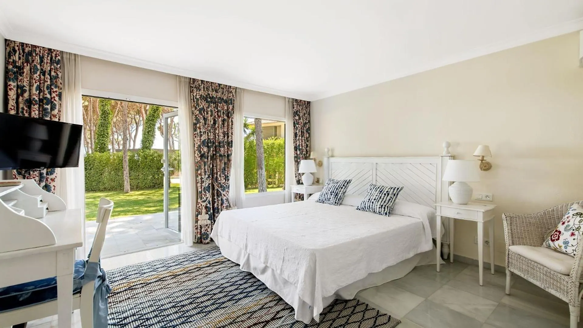 Tas Chill - Puente Romano Marbella Beach Front Apartman