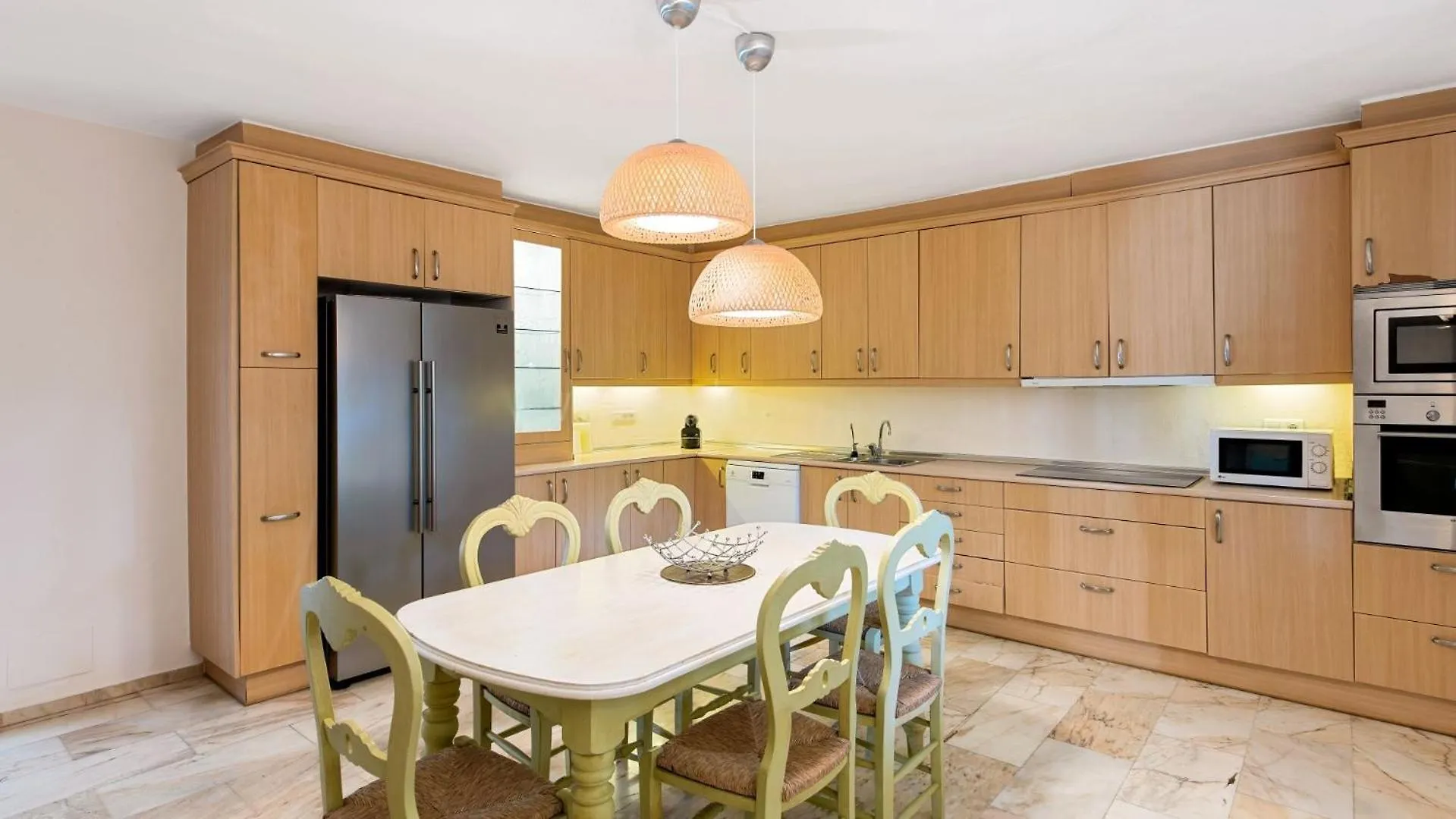 Tas Chill - Puente Romano Marbella Beach Front Apartment